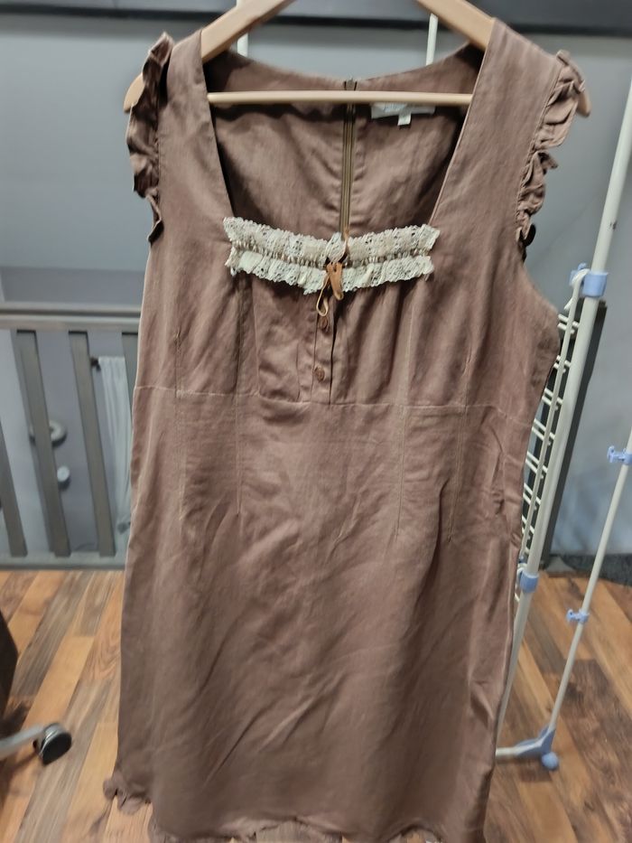 Robe brune sans manches taille 46 (5)