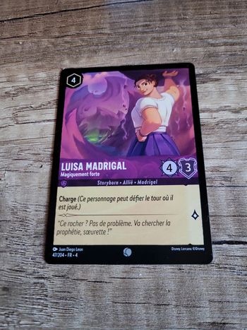 Carte Lorcana Luisa Madrigal