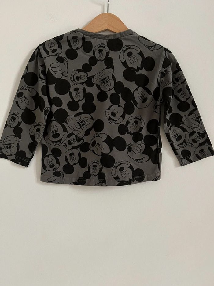 Teeshirt ML gris anthracite et dessins noirs Mickey - Taille 24 Mois (92cm) - photo numéro 6
