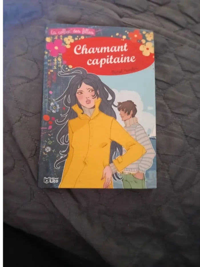 Livre charmant capitaine la collec des filles