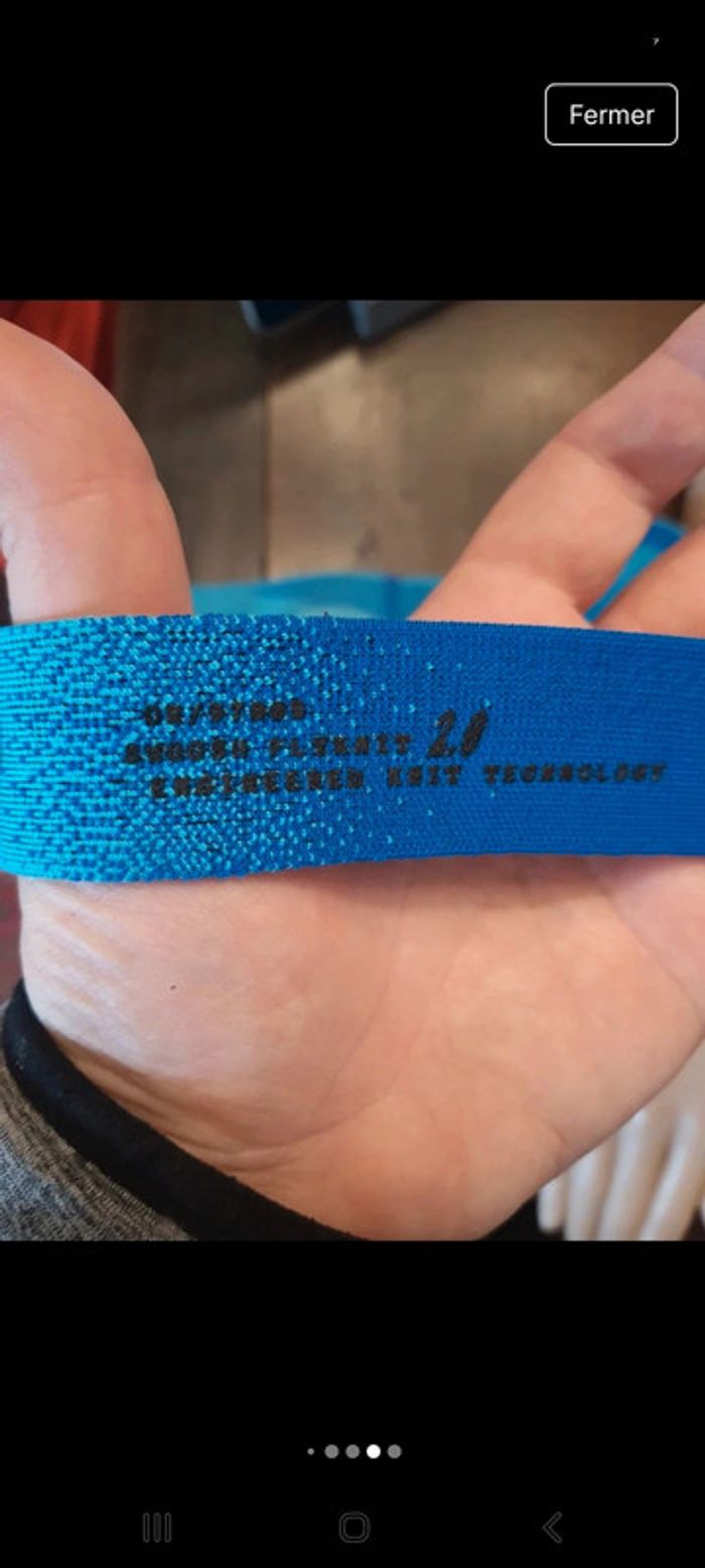 Brassière de sport Nike bleu/tourquoise taille XS - photo numéro 18