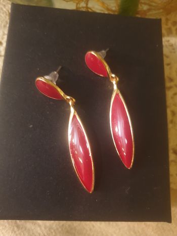 Boucles d'oreilles rouge