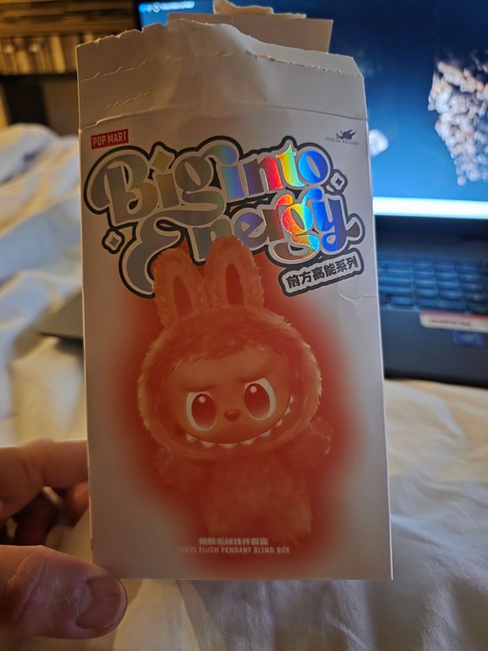 Labubu Big Into Energy Series  neuf sous emballage