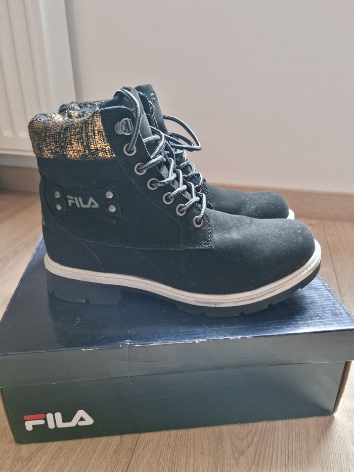 Bottines noires Fila taille 38