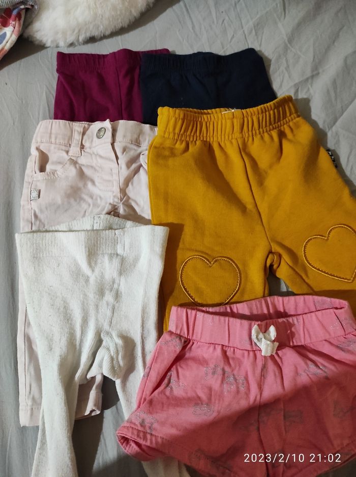 Lot de vêtements divers - photo numéro 2