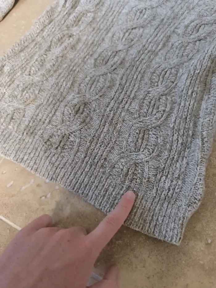 Magnifique pull femme couleur lin/crème style tricot XS Tommy Hilfiger, tâches devant - photo numéro 8