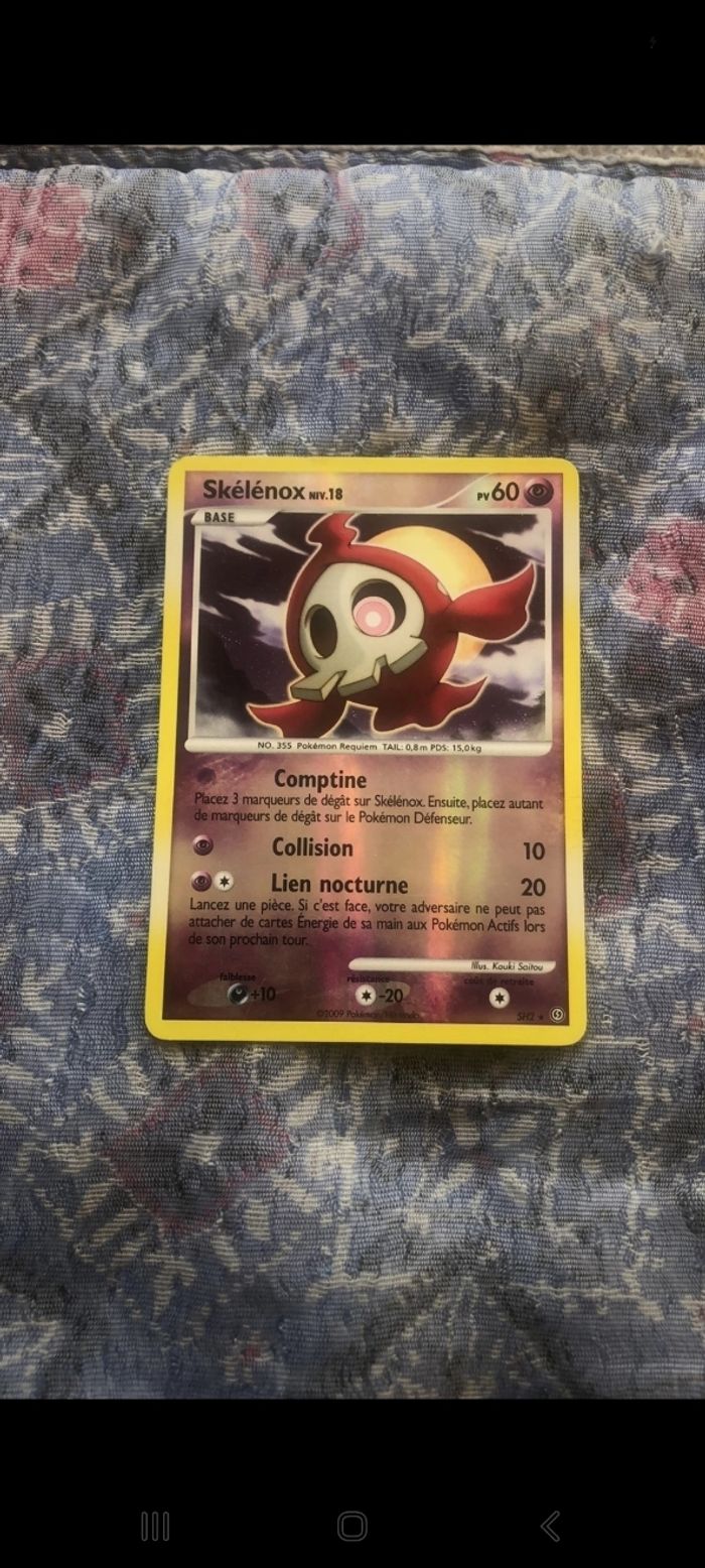 Carte pokemon skelenox