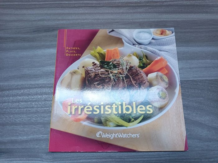 Lot 3 livres de recettes Weight Watchers - photo numéro 2