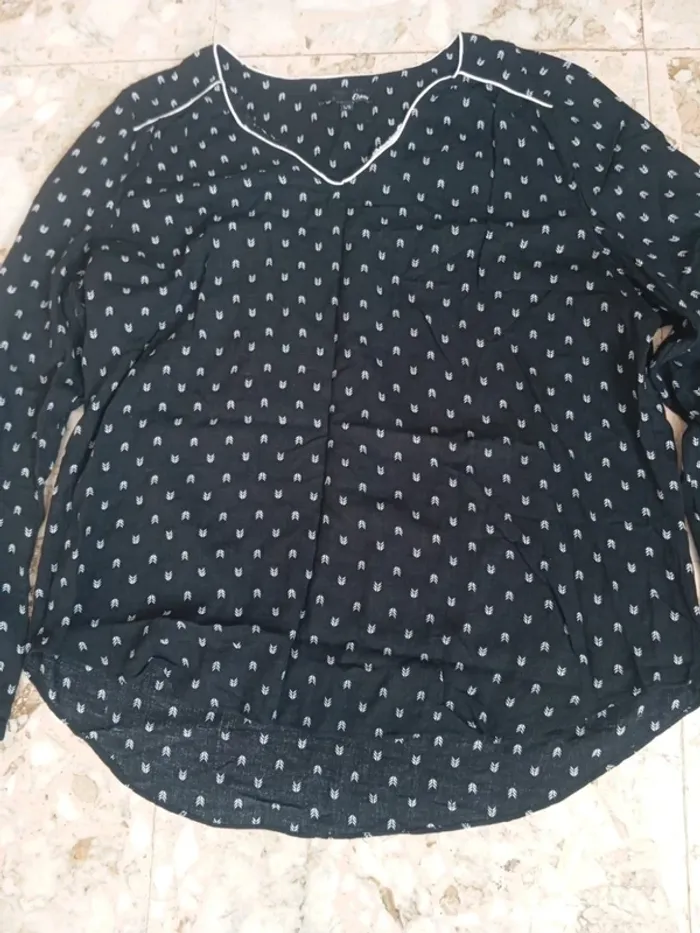 Haut noir etam t 44 - photo numéro 2