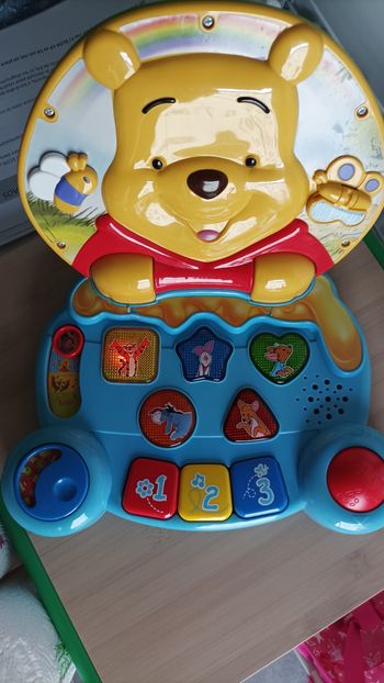 Mon 1er ordinateur parlant  de VTech Winnie l'ourson