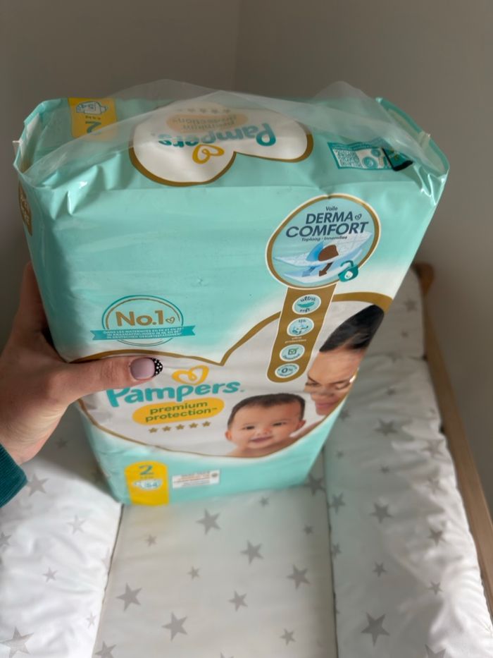 Couches Pampers taille 2 - photo numéro 2