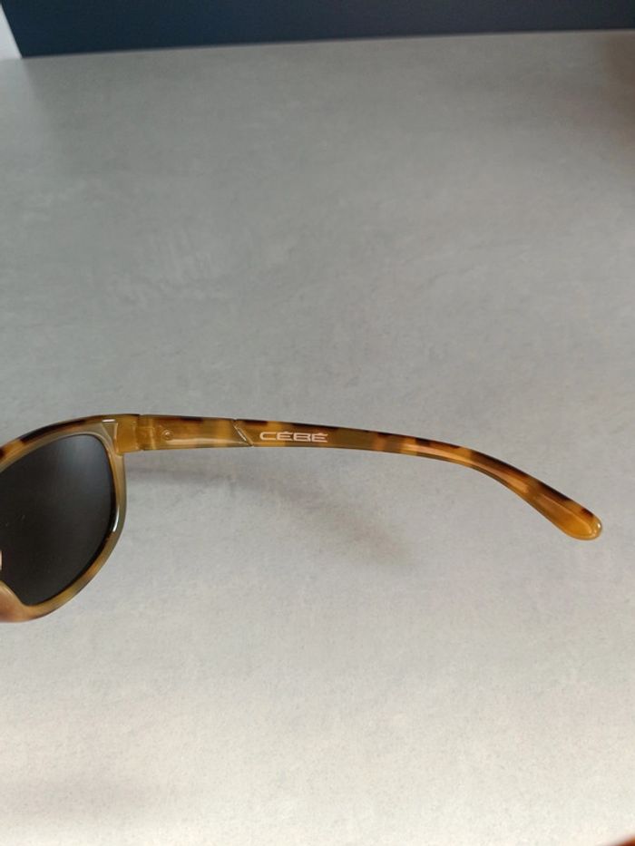 Lunettes soleil cat3 neuves - photo numéro 4