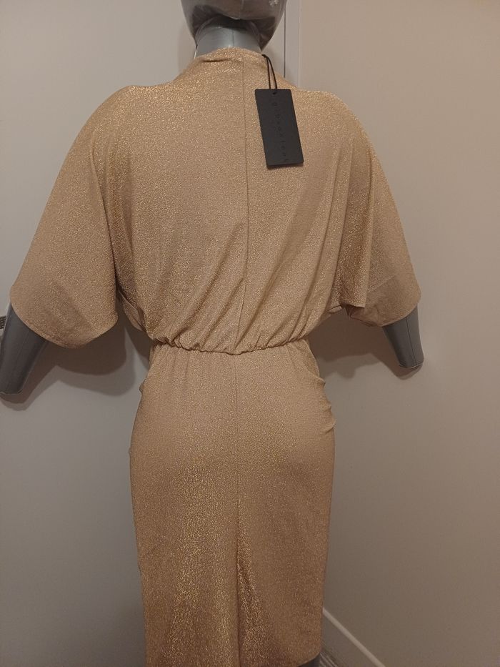Robe dorée - photo numéro 5