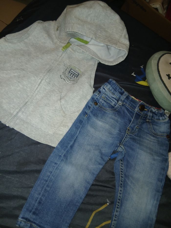 Jeans levi’s et veste sans manches domyos - photo numéro 2