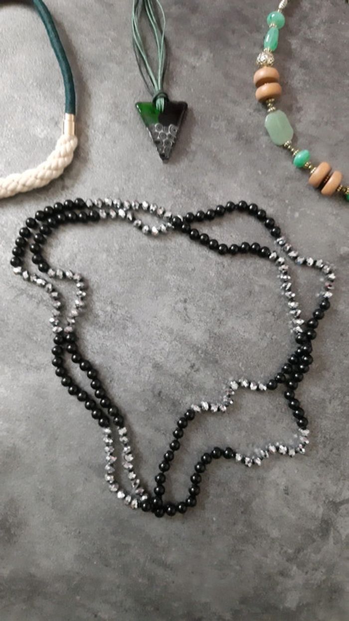 Lot de 4 colliers fantaisies femme - photo numéro 2