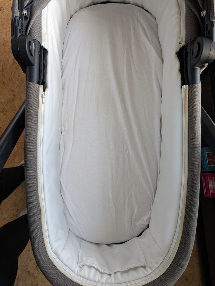 🖤 Poussette Cybex Balios S  ( nacelle + landau ) Couleur gris foncé / noir  – Bon état - photo numéro 5