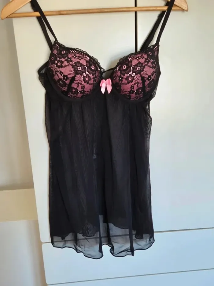 Belle nuisette soutien gorge dentelle super push up H&M 🌸 Taille française 95B eur 80B noir et rose - photo numéro 8