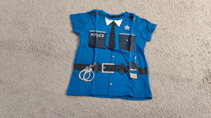 Tee shirt