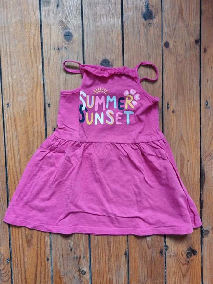 Robe été neuve 24 mois