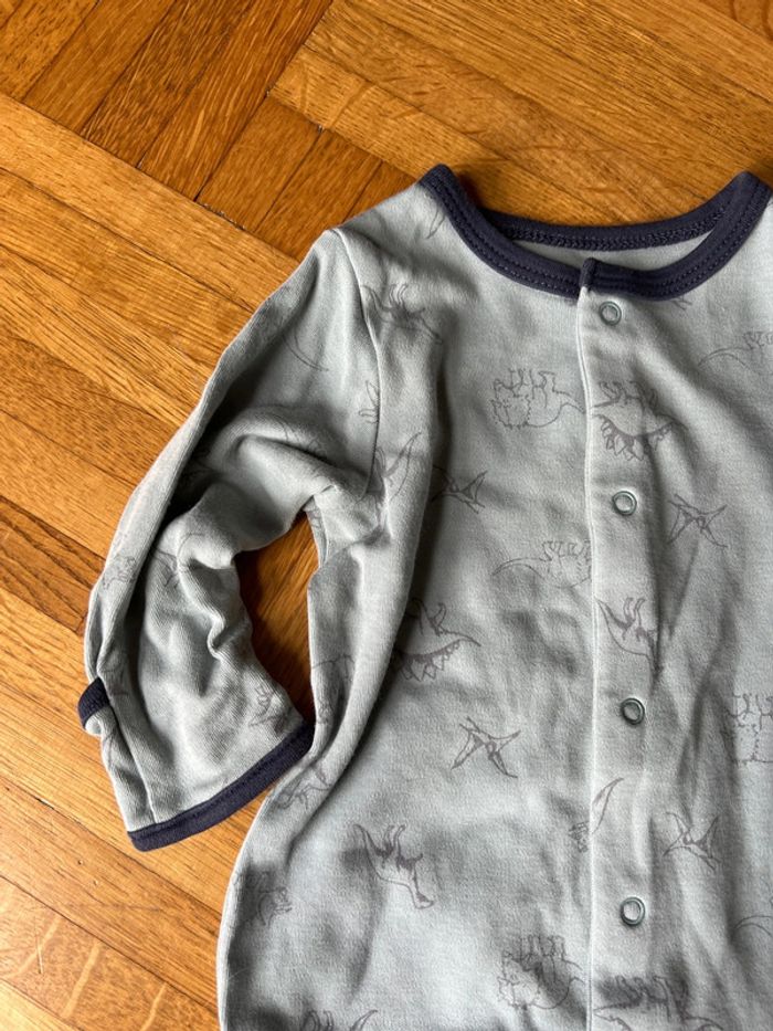 Lot 3 pyjamas fin 3mois dinosaure 🦖 - photo numéro 3