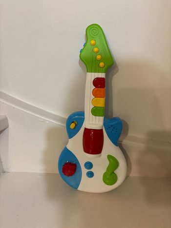 Guitare d’éveil