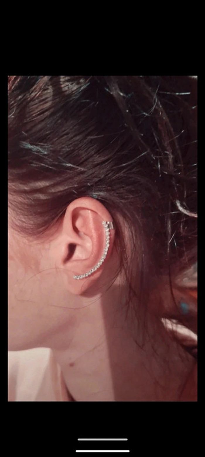 Bijoux Boucles d'oreilles stras montante - photo numéro 2