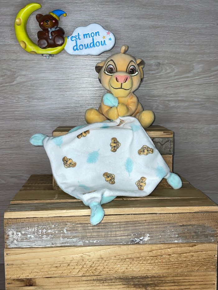 DY246 doudou lion 🦁 simba Disney