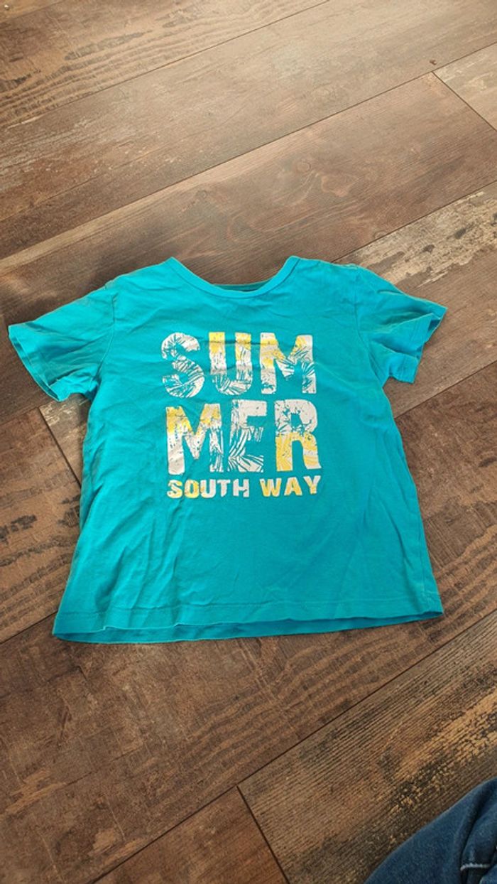 T-shirt tex 3 4 ans en très bon état