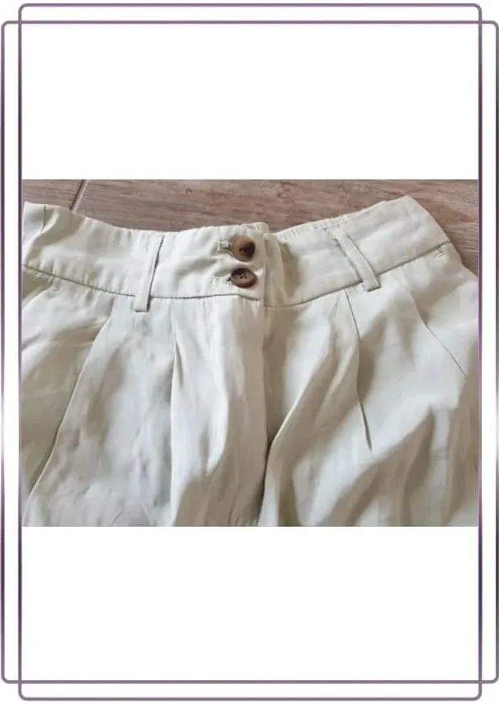 Pantalon vert clair Vila, taille 34, très bon état  longueur 100cm - photo numéro 4