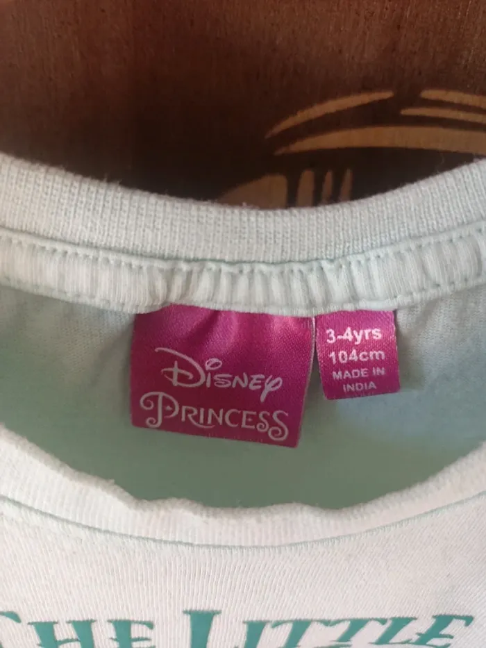 T-shirt Disney princesses 3/4ans - photo numéro 4