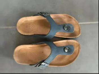 Chaussure sandale ouverte taille 32 tex