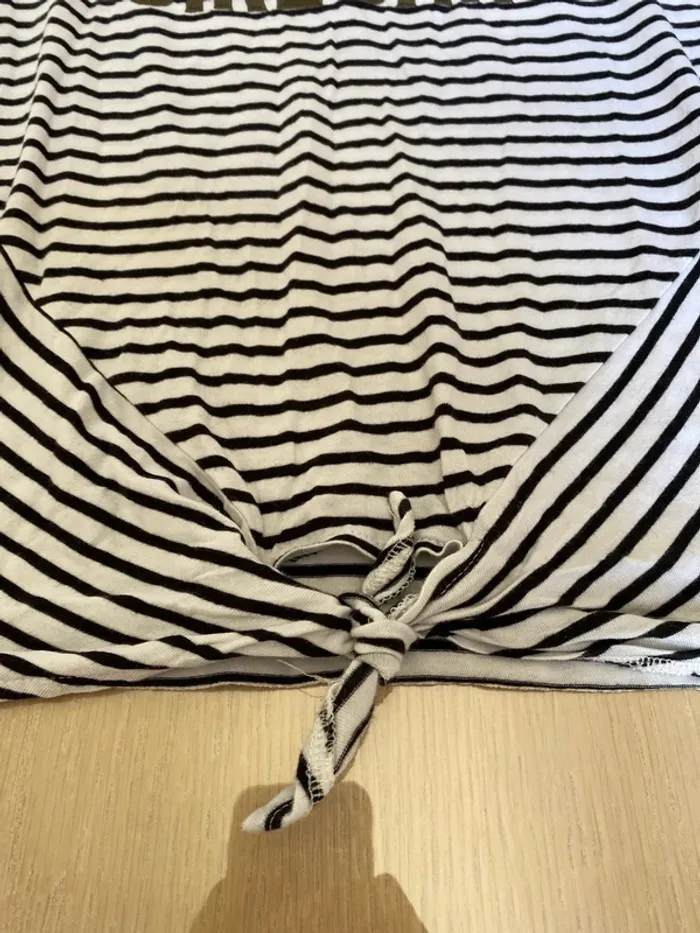 🌸 T-shirt à nœud 🌸 - photo numéro 2