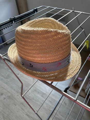 Chapeau