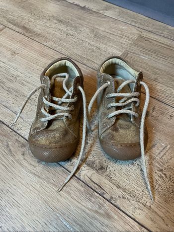 Chaussure de marche