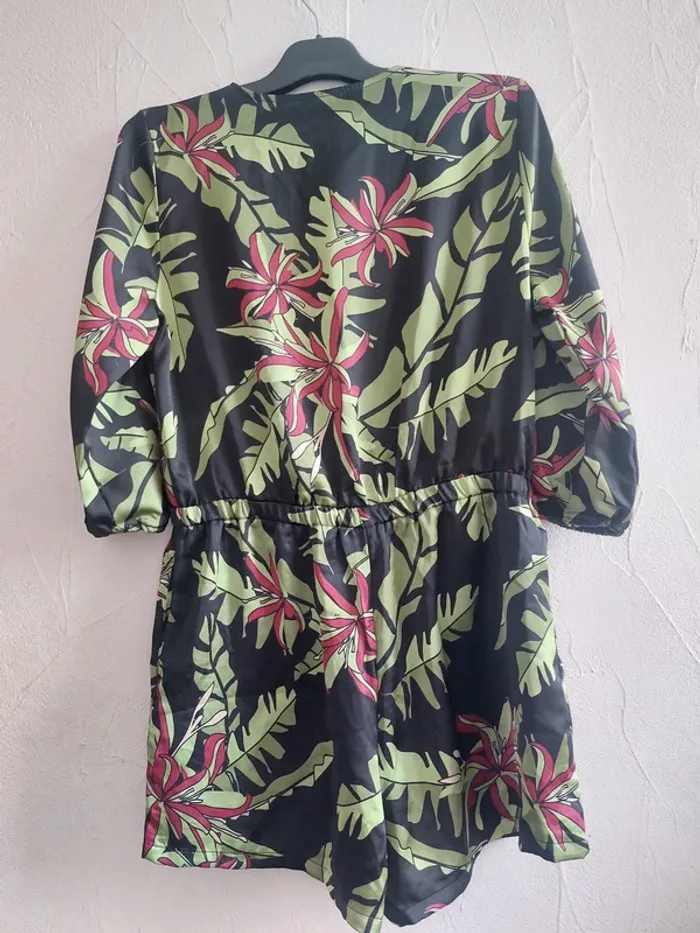 Combishort imprimée à fleurs Taille 42 - photo numéro 4