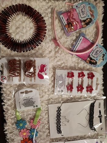 Lot de plus de10 articles bijoux fantaisie