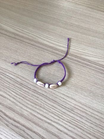 Bracelet coquillages enfant