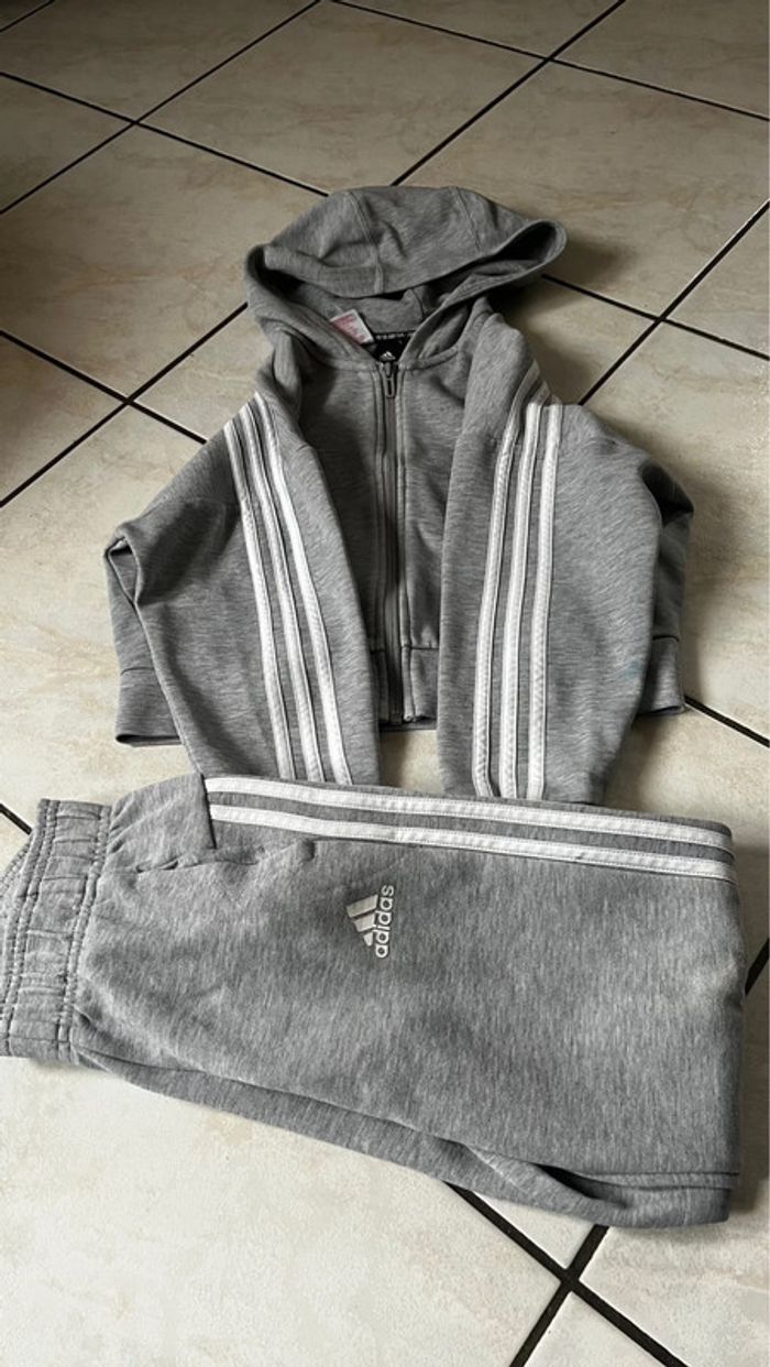 Ensemble survêtement Adidas - photo numéro 5