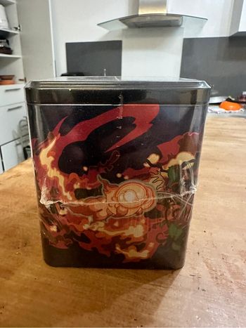 Pokemon Tin Cube 2025 neuf scelle