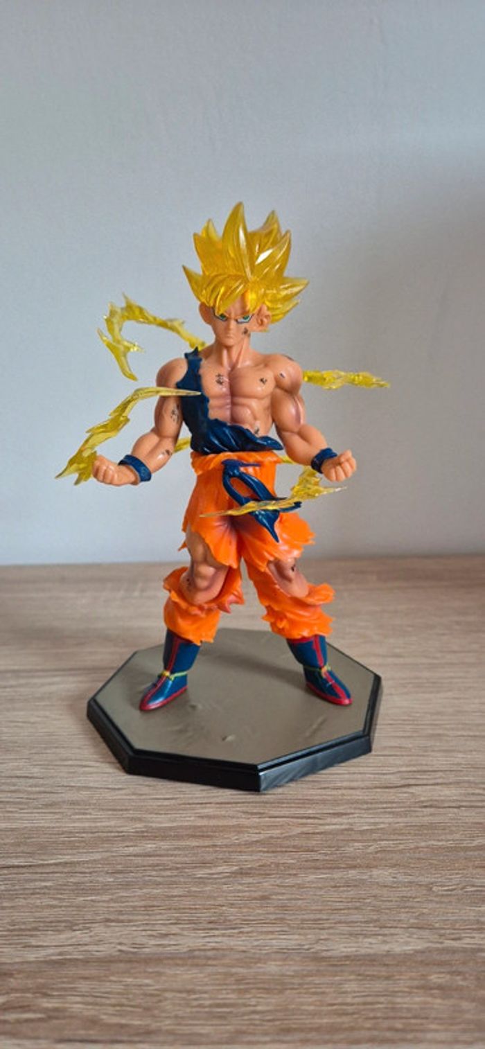 Figurine Super Saiyan Dragon Ball Z