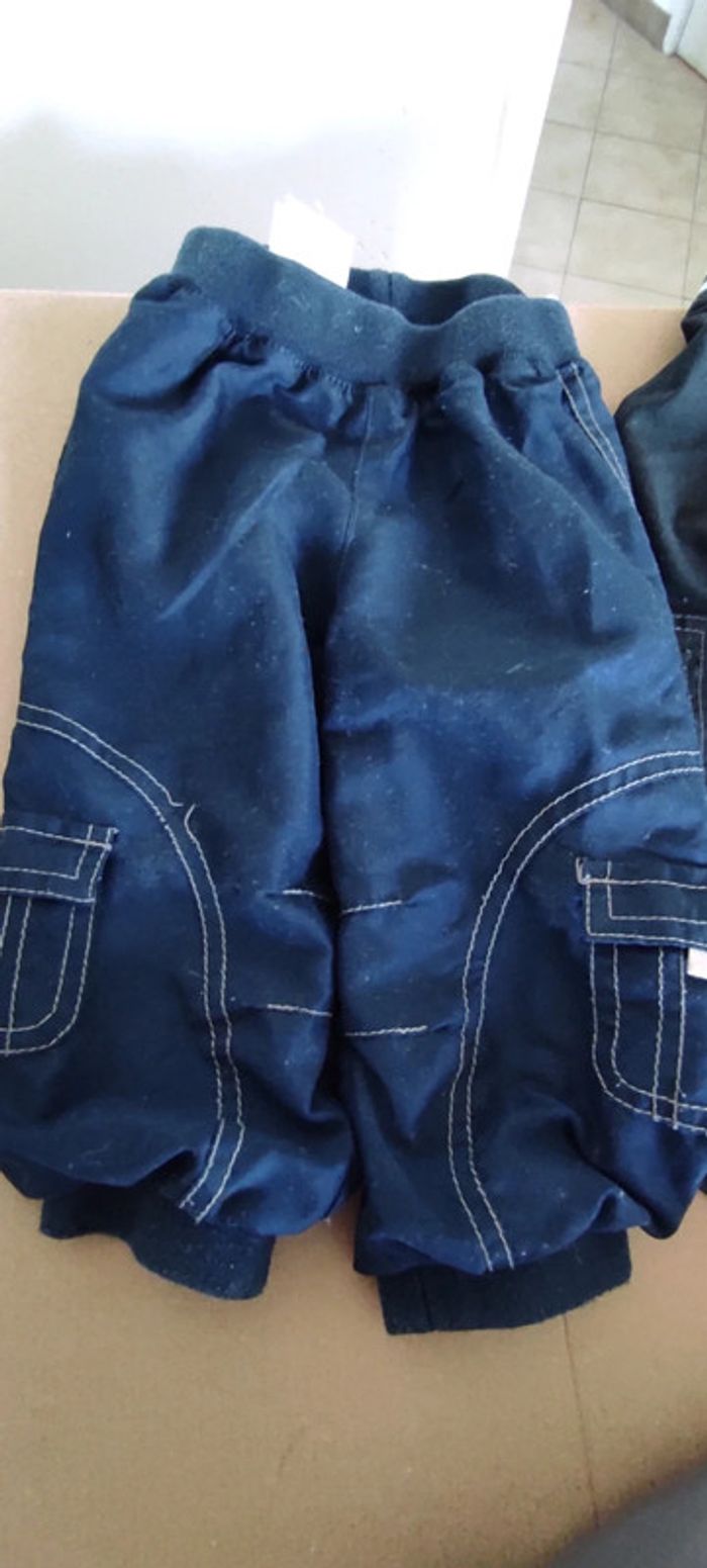 Lot joggings 18mois - photo numéro 2
