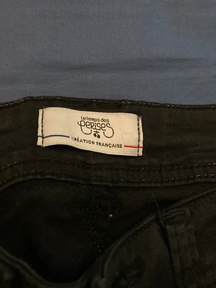 Pantalon style cargo