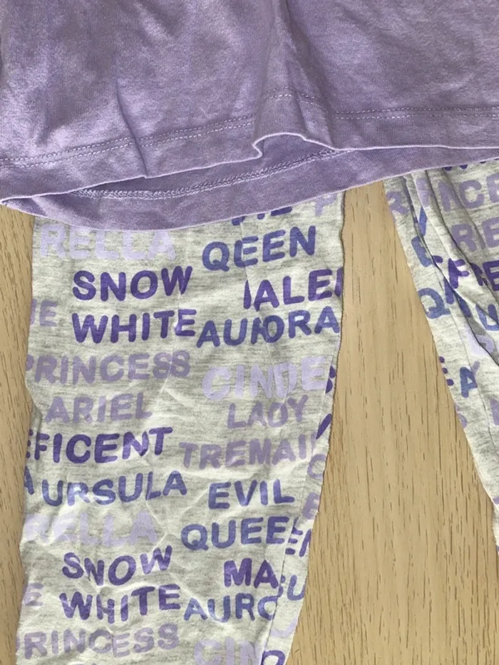 Pyjama 6 7 ans Disney princesse blanche neige ariel cendrillon aurore cinderella - photo numéro 4