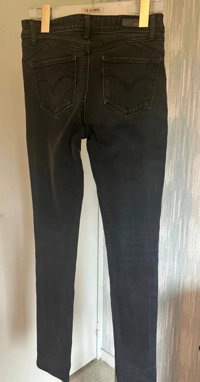 Jeans taille 36 marque levi's taille basse - photo numéro 2
