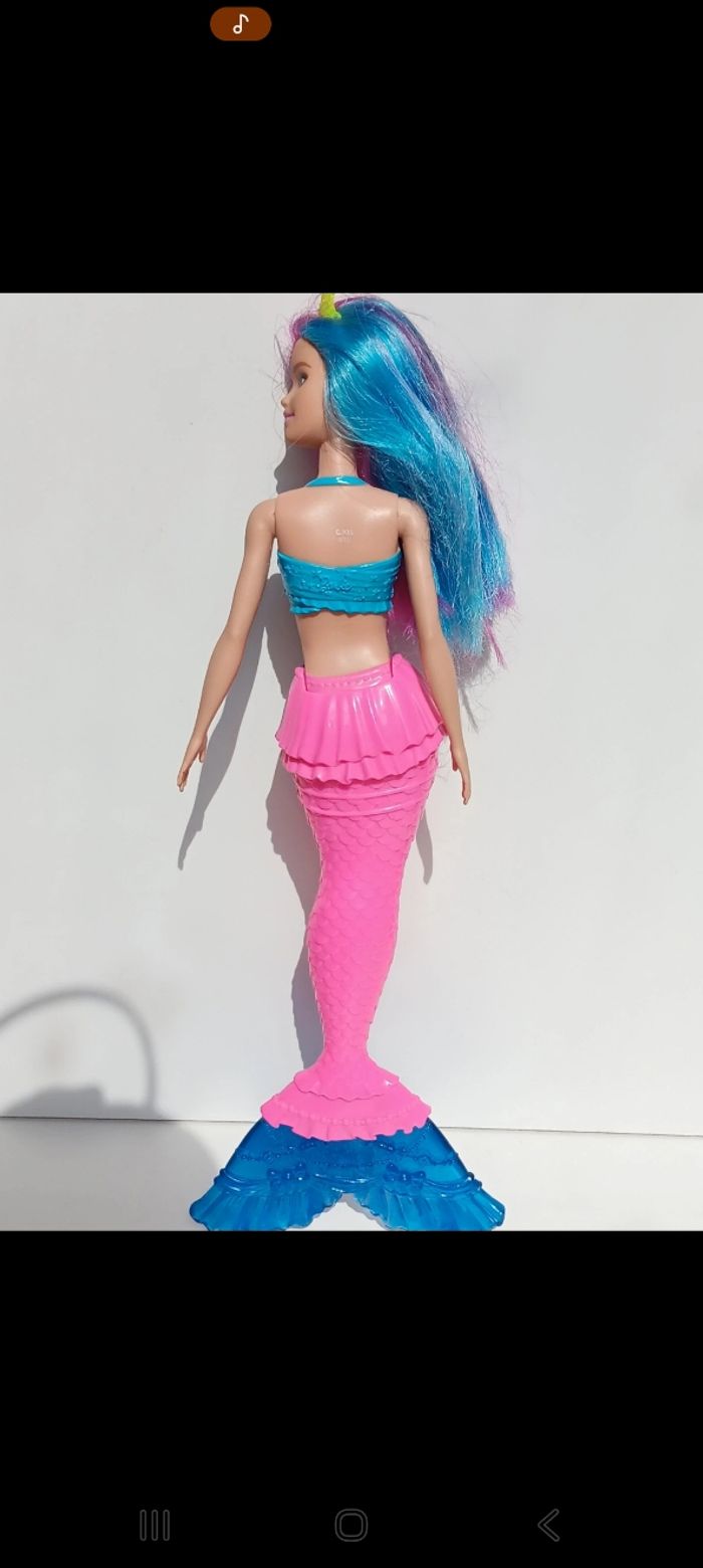 Poupée mattel barbie sirene Dreamtopia Mermaid Pink and Blue Hair (GJK08) - photo numéro 4