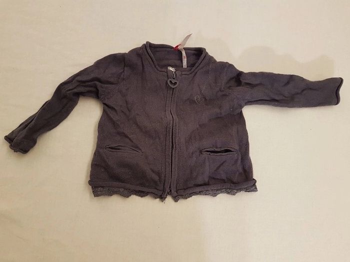 Gilet gris Tour Eiffel fille 6 mois