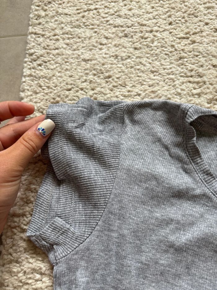 t-shirt gris kiabi taille 12 ans - photo numéro 3