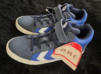 Basket hummel taille 31 neuve