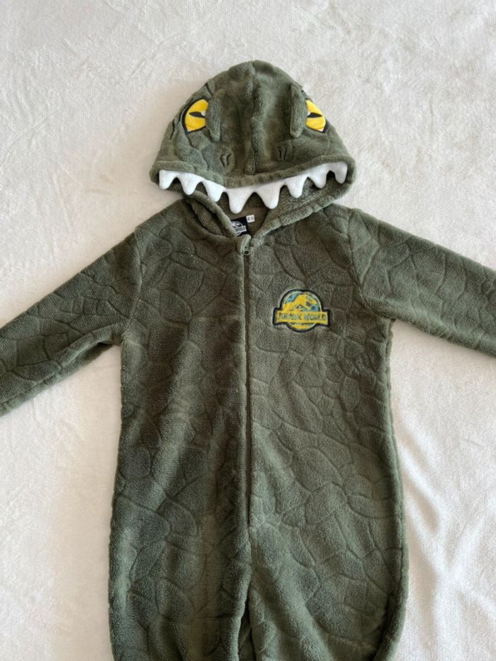 Onesie dinosaure taille 4-5 ans Jurassic World