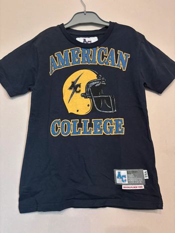 🌷T-shirt manche courte american collège 8 ans 🌷